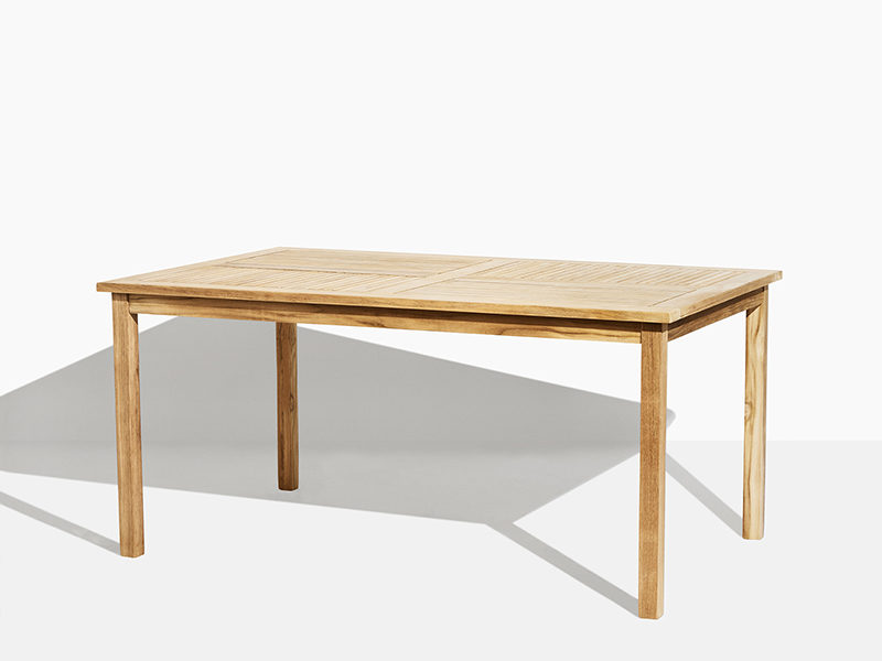 klassisk havebord i skagen stil. Trip trap lignende enkelt have bord der passer til alle Scanteaks havemøbler i teak. 160 cm langt