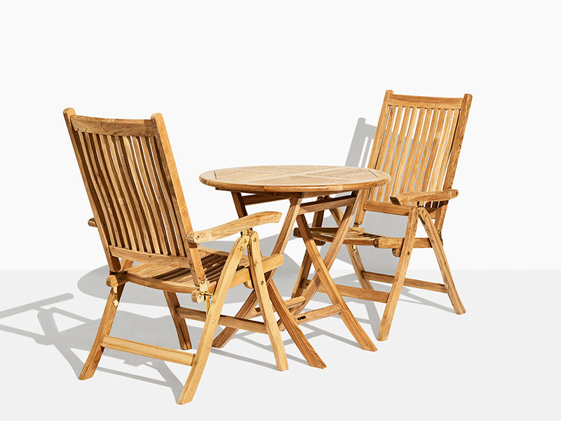 Sættilbud cafe - tilbud på havemøbler - sættilbud med August teak havebord 2 positionsstole i teak. køb det online med fri fragt
