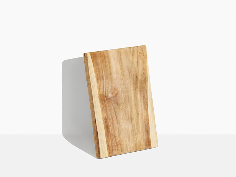 rustisk skære bræt i teak træ. 35 x 45 cm. Huggeblok. Tilbud